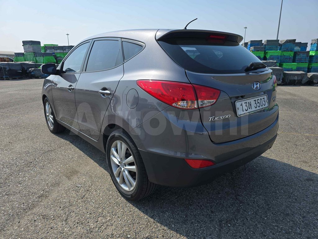 HYUNDAI TUCSON 2010 ID : V016188