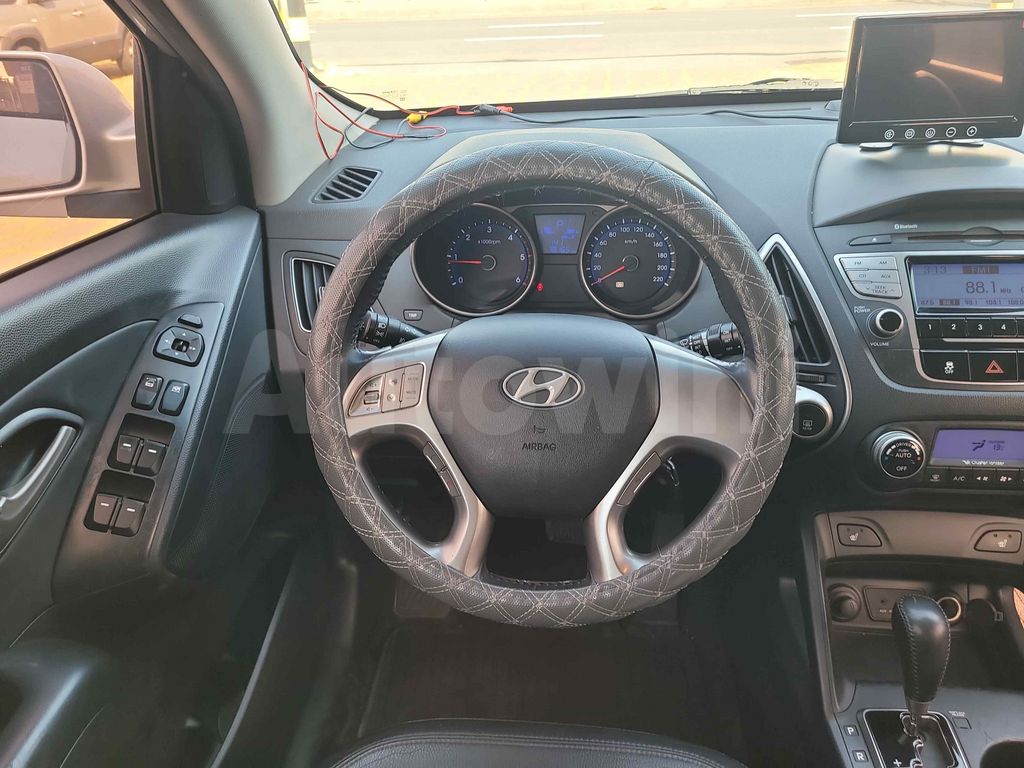 HYUNDAI TUCSON 2010 ID: V011701