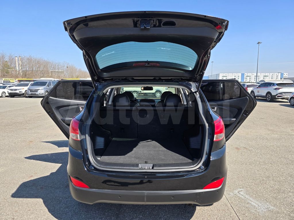 HYUNDAI TUCSON 2010 ID: V010516