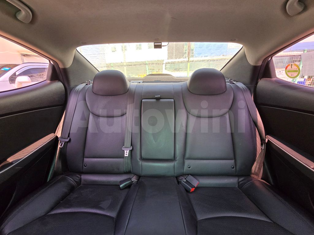 Hyundai Avante 2016 ID : V562595