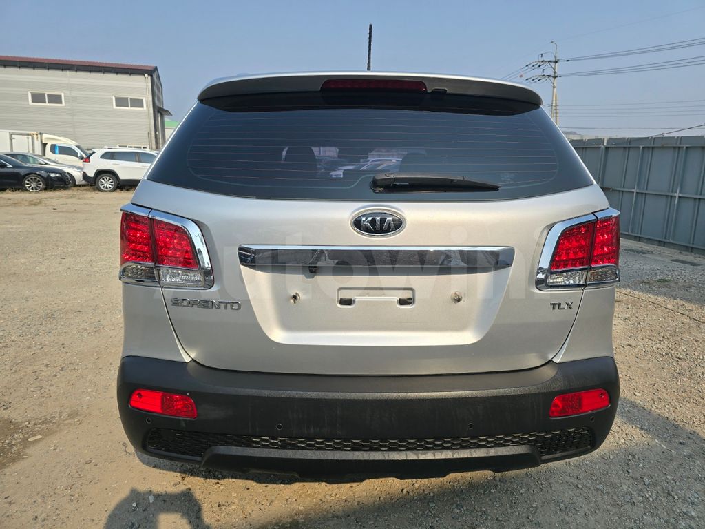 Kia Sorento 2011 ID : V129728 ( techo panoramico)