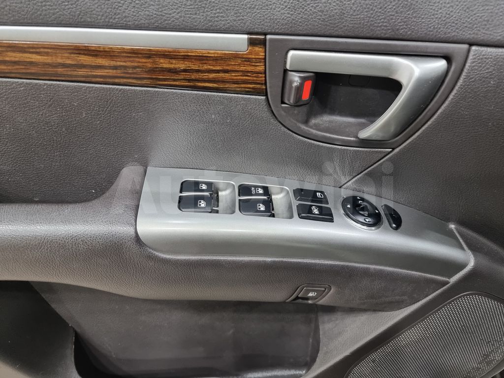 Hyundai Santa Fe 2010 ID : V529449