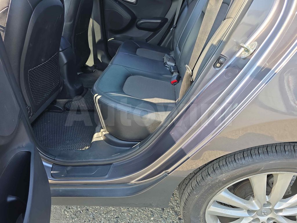 HYUNDAI TUCSON 2010 ID : V016188