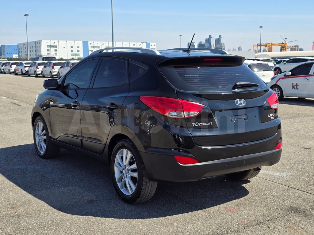 HYUNDAI TUCSON 2010 ID: V010516