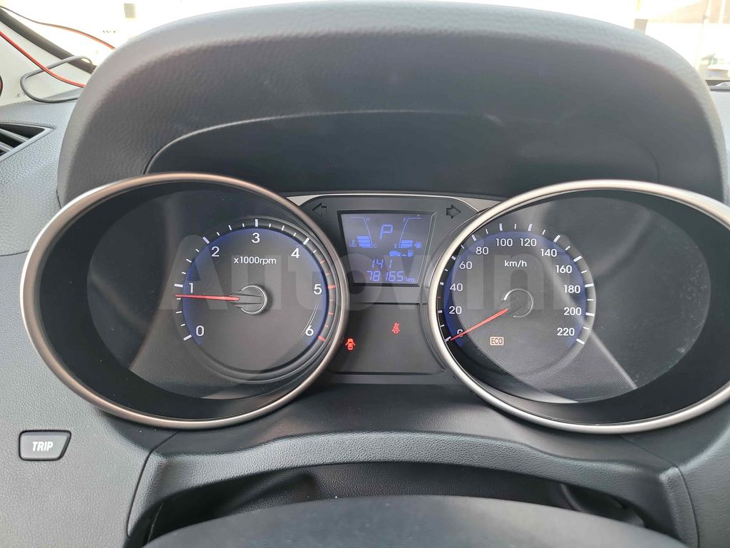 HYUNDAI TUCSON 2010 ID: V011701