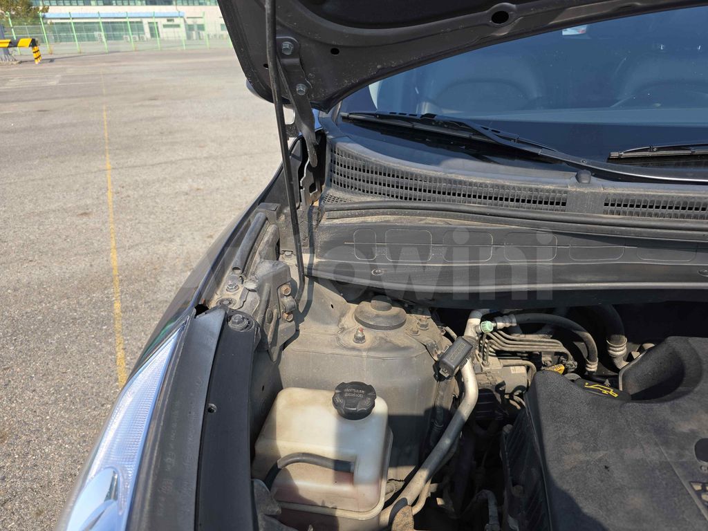 HYUNDAI TUCSON 2010 ID : V016188