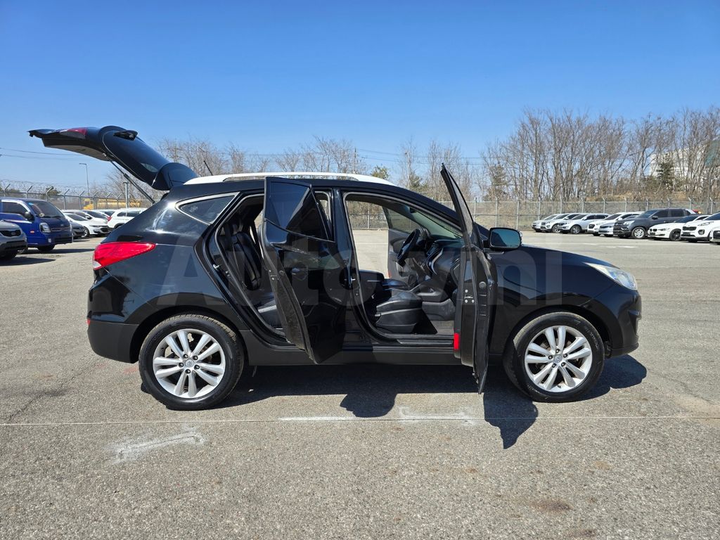 HYUNDAI TUCSON 2010 ID: V010516