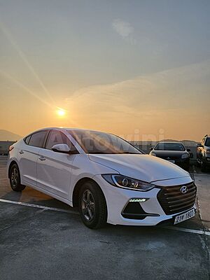 Hyundai Avante 2016 ID : V075224