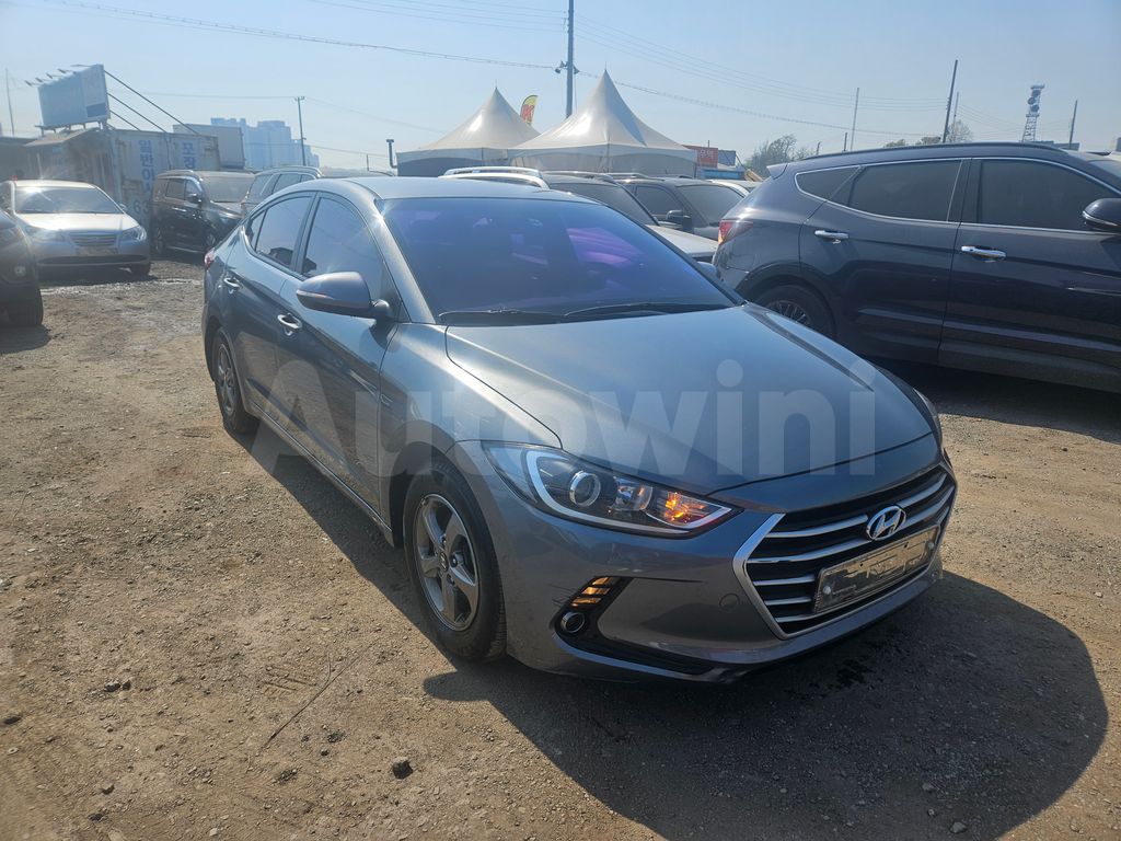 Hyundai Avante 2016 ID: 019837