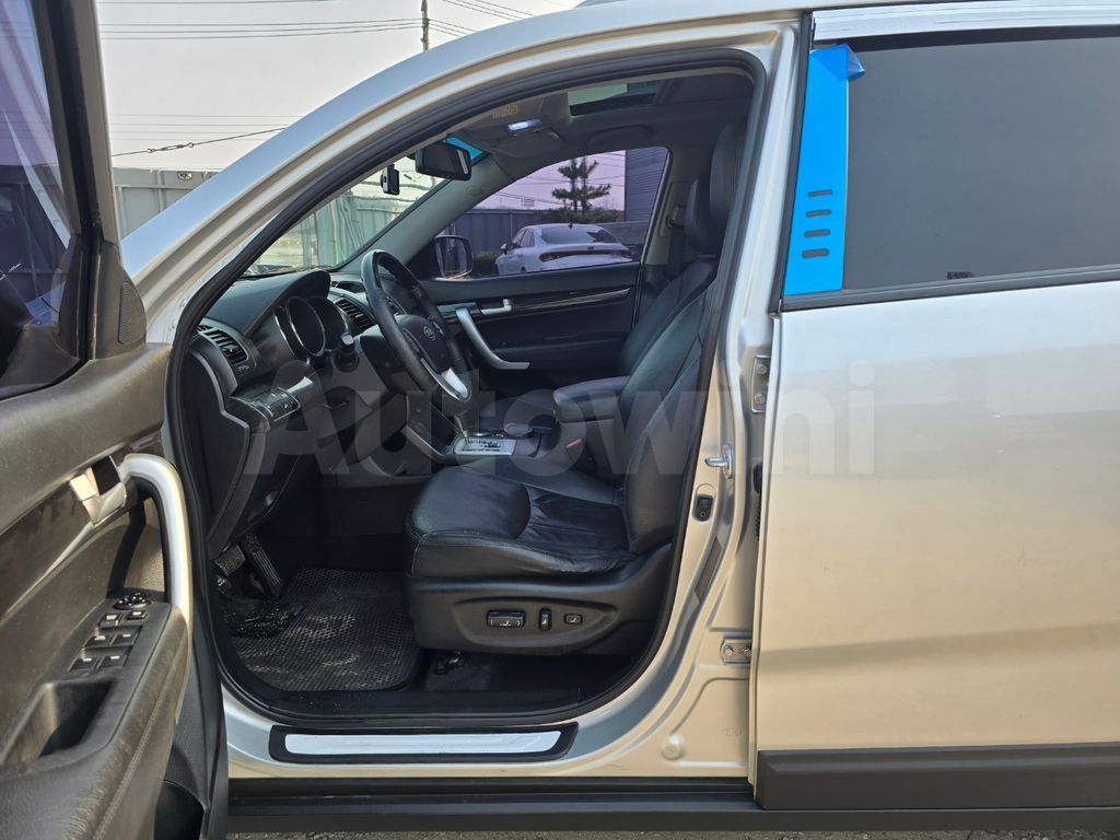 Kia Sorento 2011 ID : V129728 ( techo panoramico)
