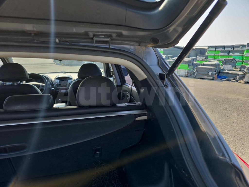 HYUNDAI TUCSON 2010 ID : V016188