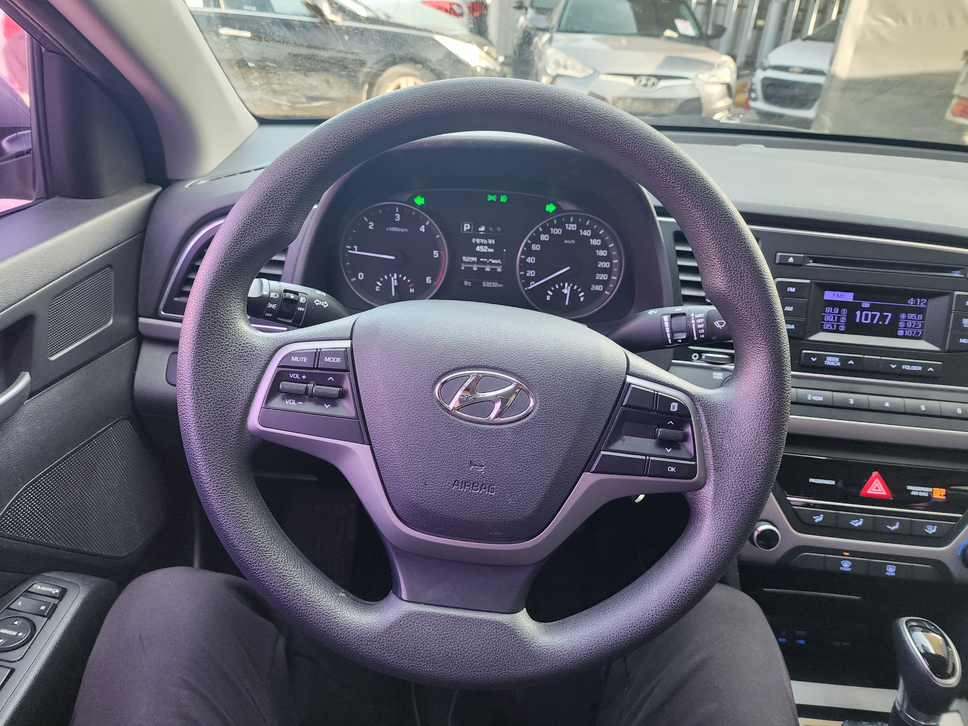 Hyundai Avante 2016 ID : V062246