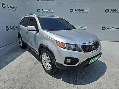 Kia Sorento 2011 ID : V187980 ( Techo panorámico )