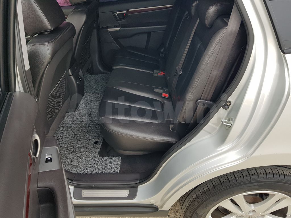 Hyundai Santa fe 2010 ID: V54770