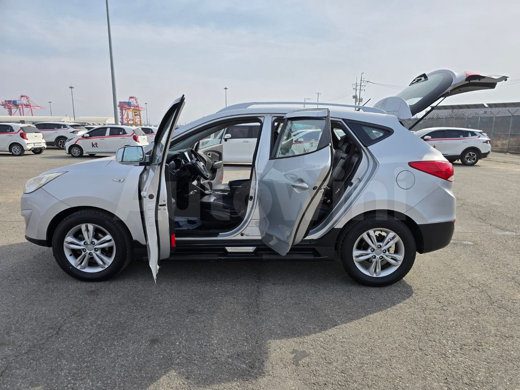 HYUNDAI TUCSON 2010 ID: V016665