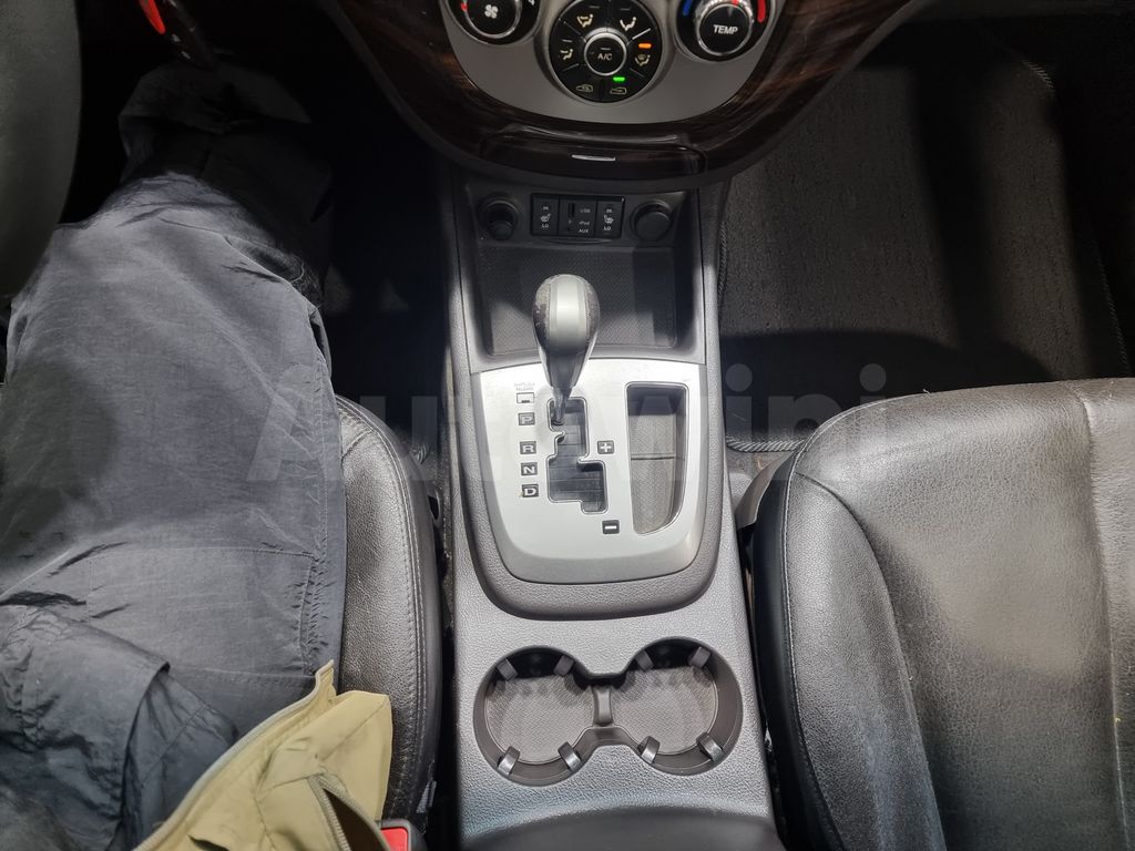 Hyundai Santa Fe 2010 ID : V529449