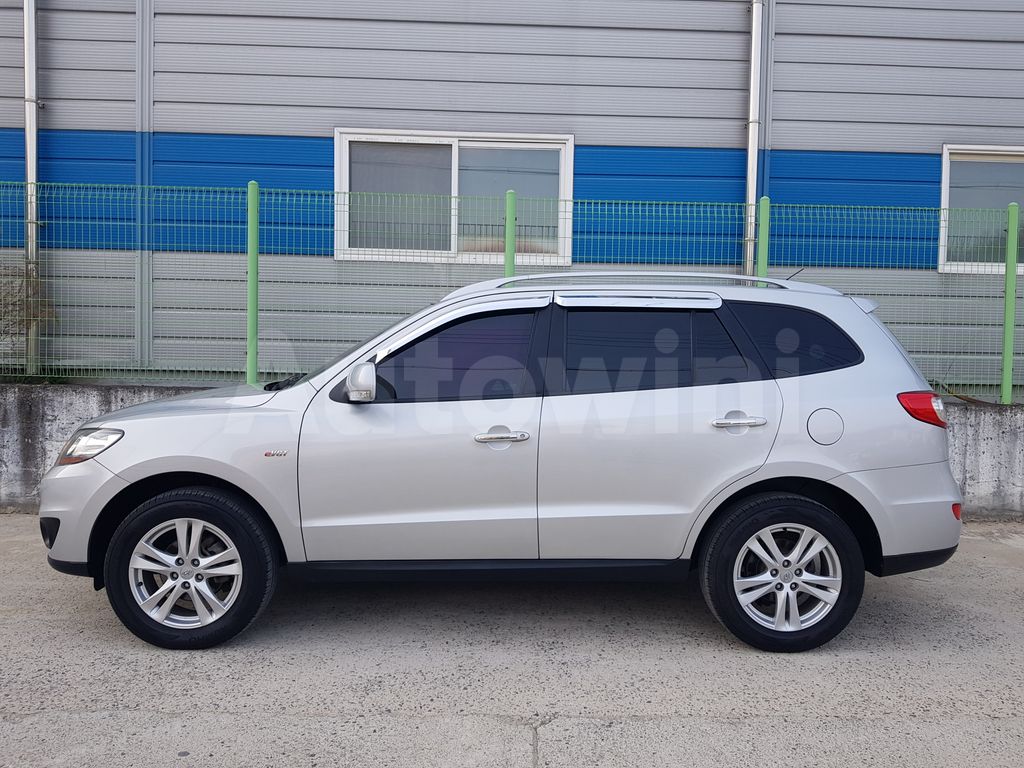 Hyundai Santa fe 2010 ID: V54770