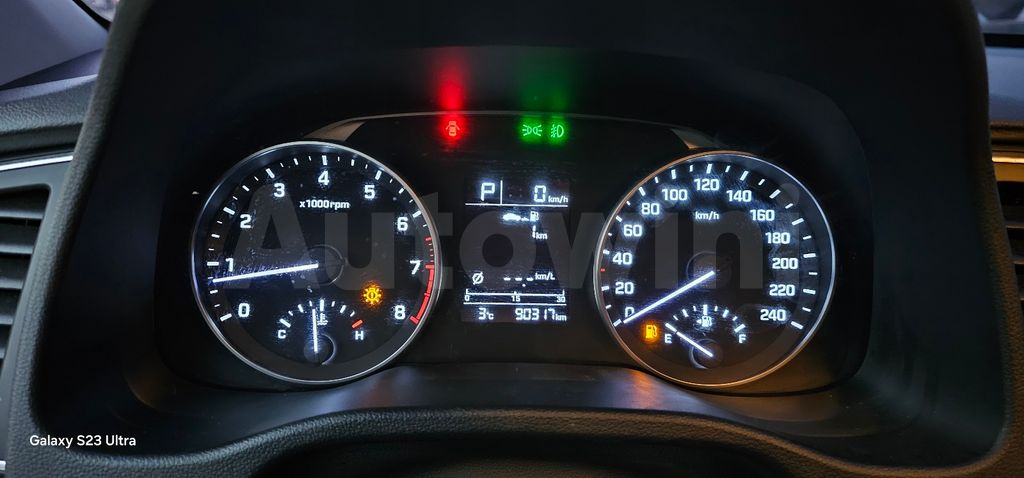 Hyundai Avante 2016 ID V009057