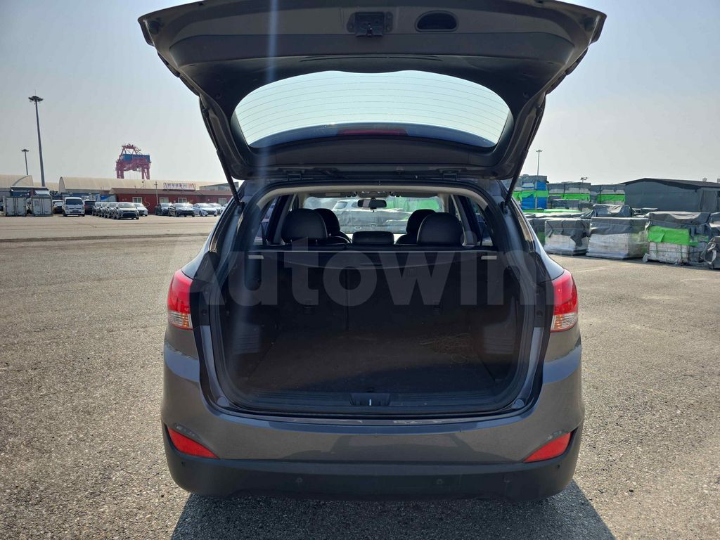 HYUNDAI TUCSON 2010 ID : V016188